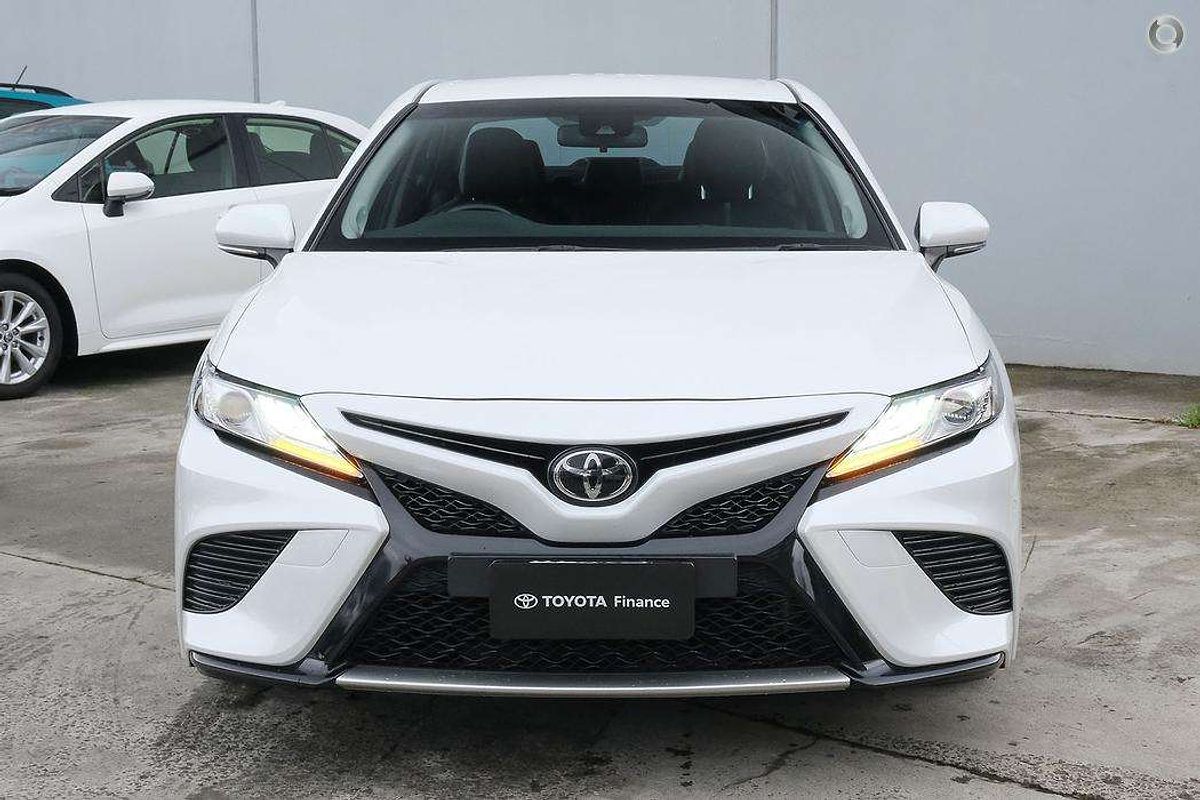 2018 Toyota Camry SX GSV70R