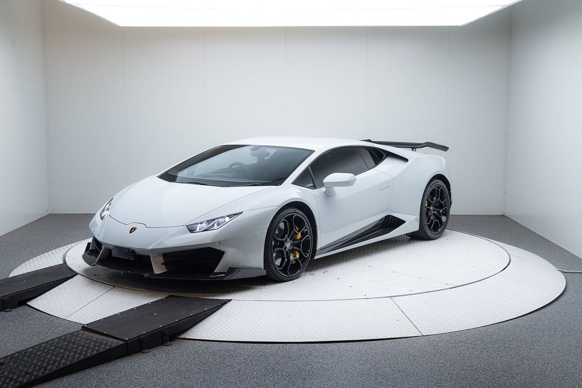 2016 Lamborghini Huracan LP580-2 724