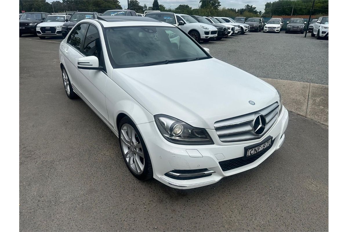 2012 Mercedes-Benz C-Class C250 BlueEFFICIENCY Avantgarde W204