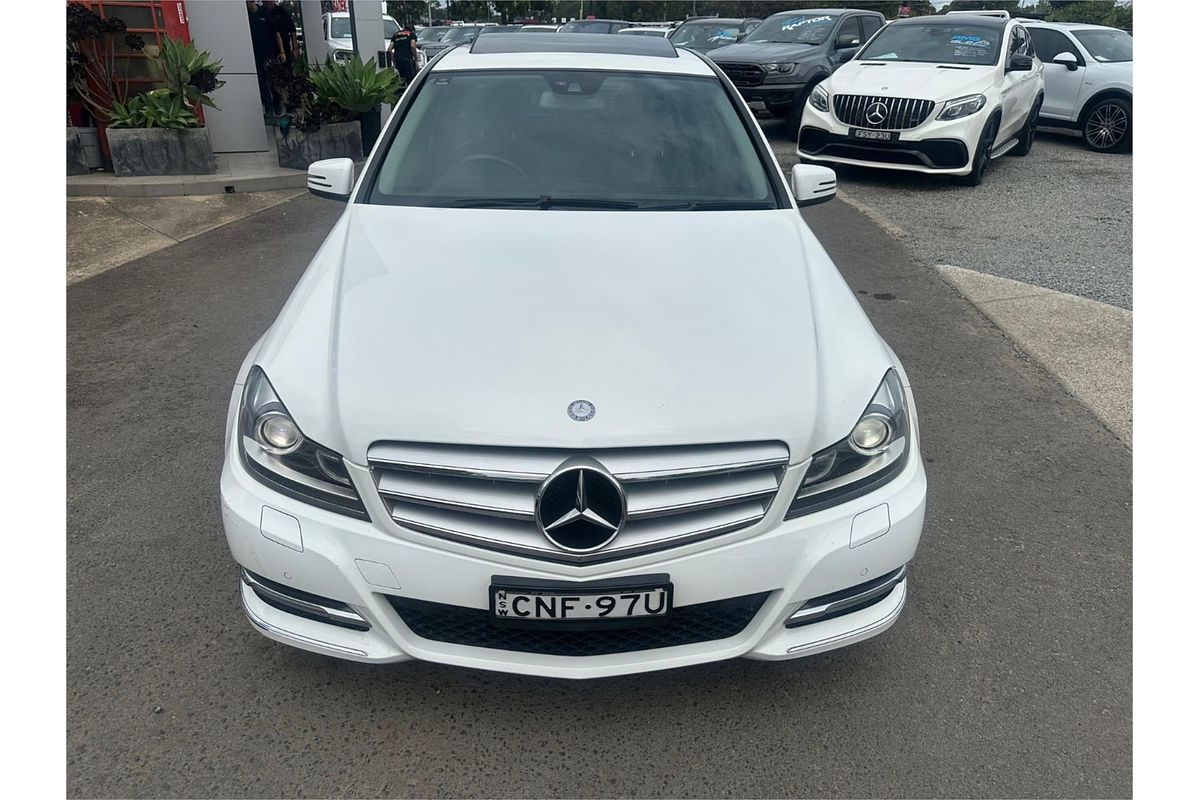 2012 Mercedes-Benz C-Class C250 BlueEFFICIENCY Avantgarde W204