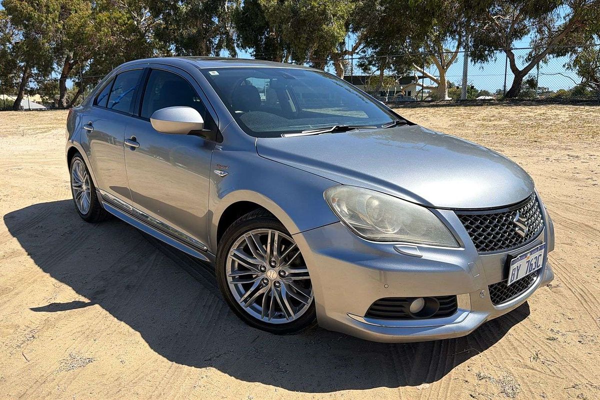 2013 Suzuki Kizashi Sport FR
