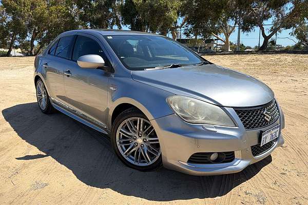2013 Suzuki Kizashi Sport FR