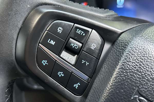 2025 Ford Everest Sport 2.0L thumb-16