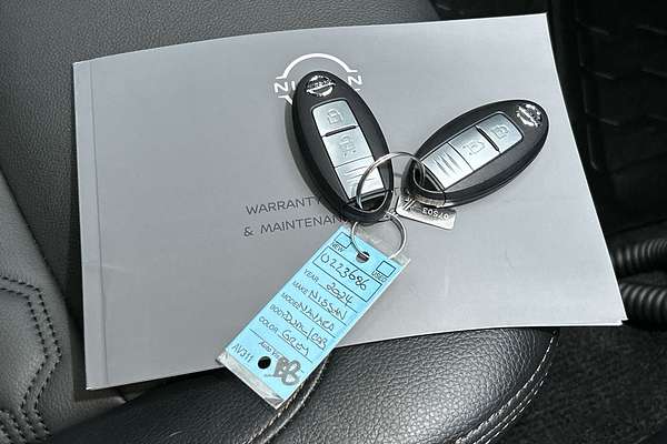 2024 Nissan Navara ST-X D23 4X4 thumb-22