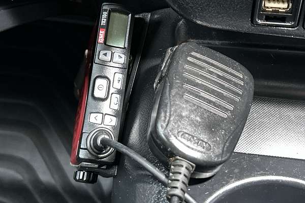 2022 Toyota Hilux SR GUN126R 4X4 thumb-13