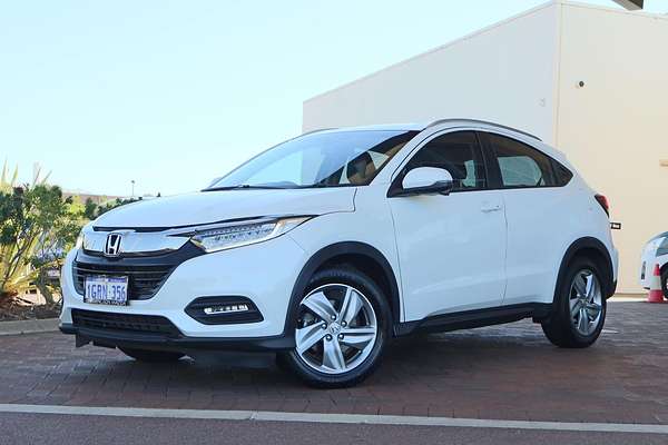 2019 Honda HR-V +LUXE