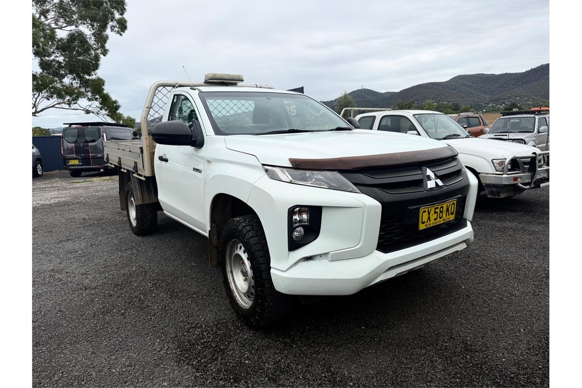 2020 Mitsubishi Triton GLX MR 4X4