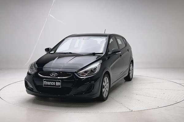 2018 Hyundai Accent Sport RB6 thumb-5