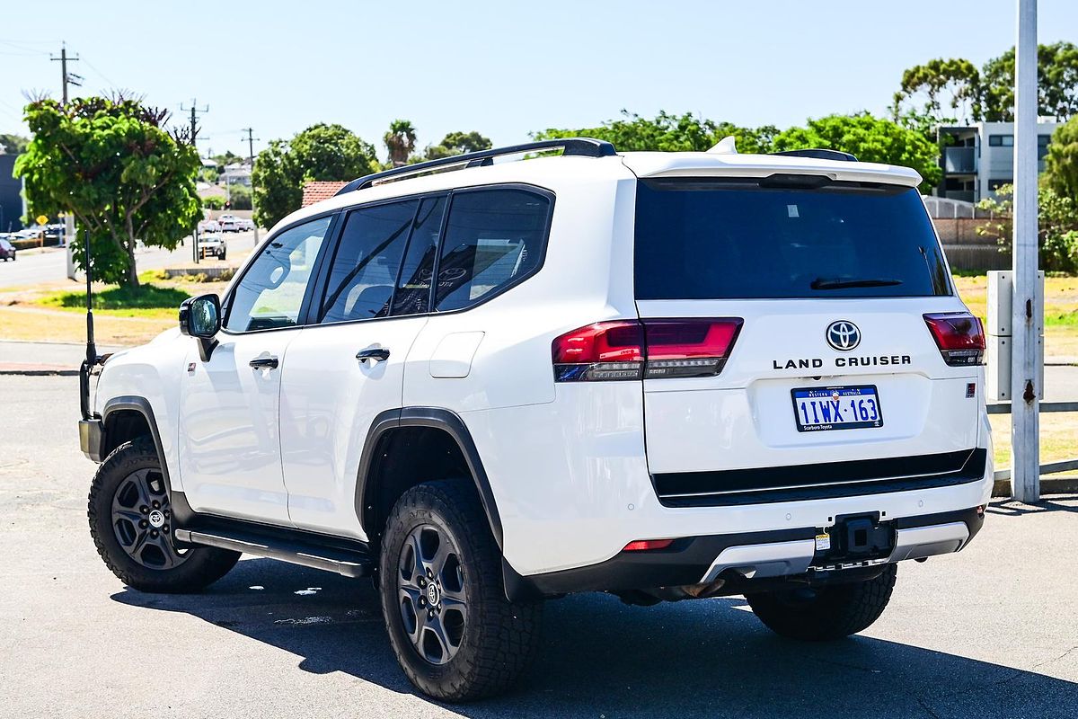 2021 Toyota Landcruiser GR Sport FJA300R