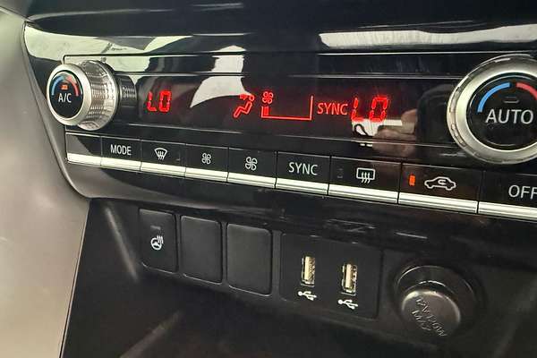 2021 Mitsubishi Eclipse Cross PHEV Exceed YB thumb-31