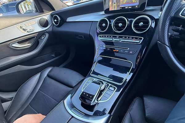 2017 Mercedes-Benz C-Class C350 e W205 thumb-30
