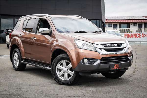 2014 Isuzu MU-X LS-T
