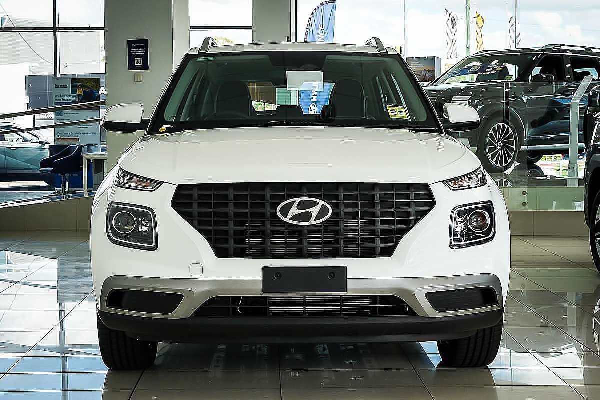 2025 Hyundai Venue Active QX.V5