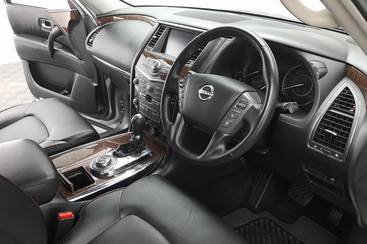 2023 Nissan Patrol Ti Y62