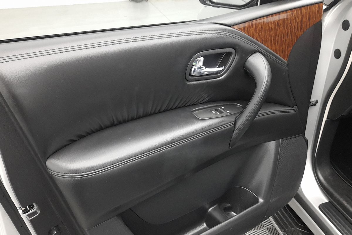 2023 Nissan Patrol Ti Y62