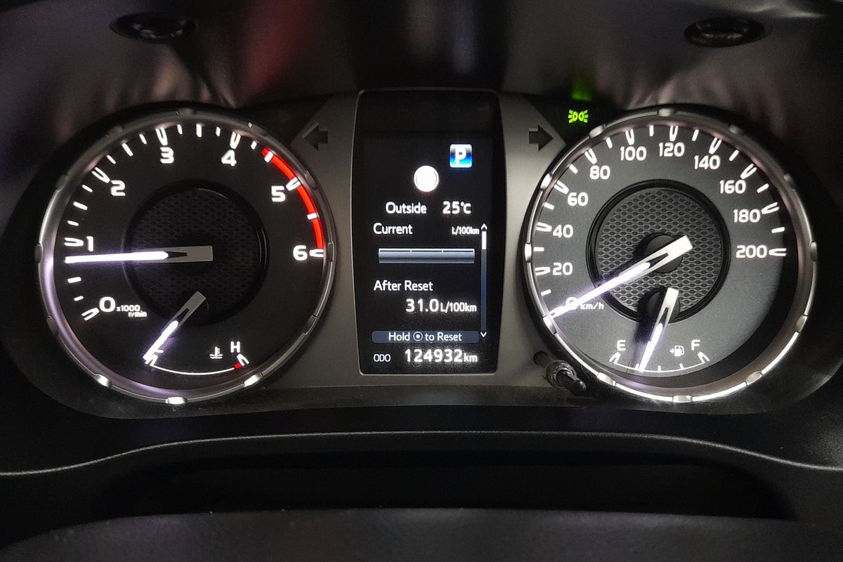 2022 Toyota Hilux SR GUN126R 4X4