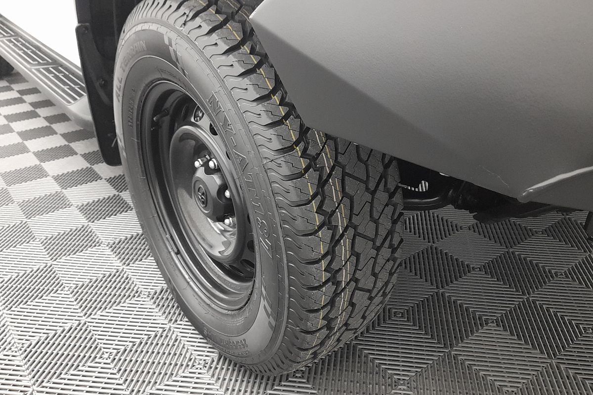 2022 Toyota Hilux SR GUN126R 4X4