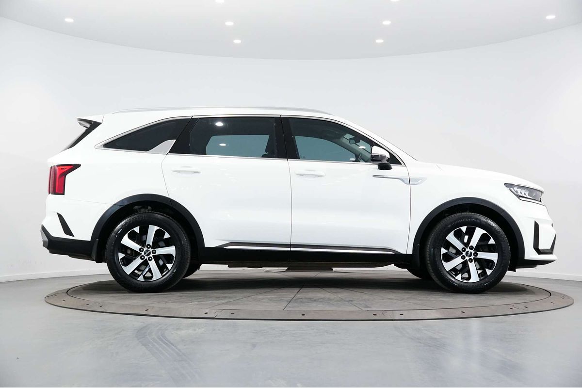 2022 Kia Sorento Sport MQ4