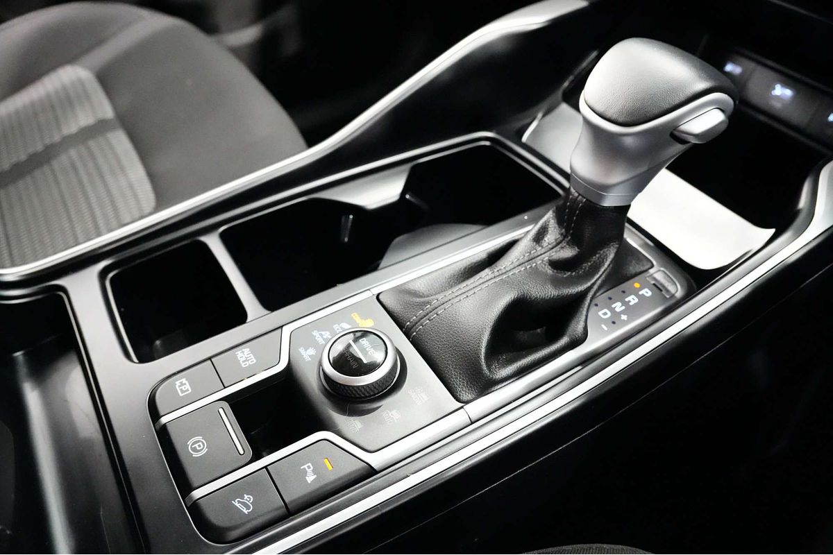 2022 Kia Sorento Sport MQ4