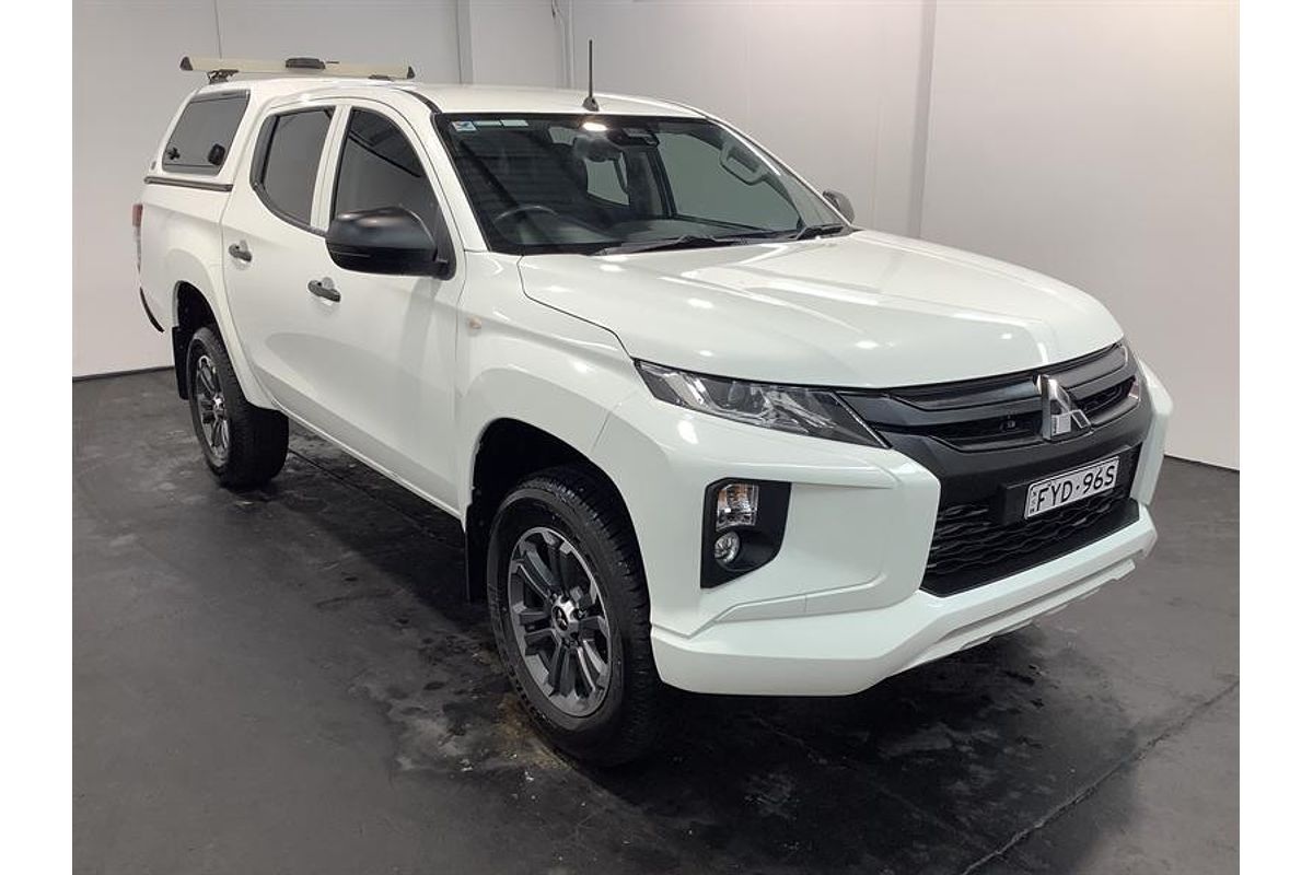 2021 Mitsubishi Triton GLX MR 4X4