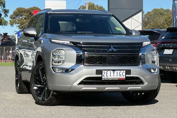 2025 Mitsubishi Outlander PHEV Exceed ZM