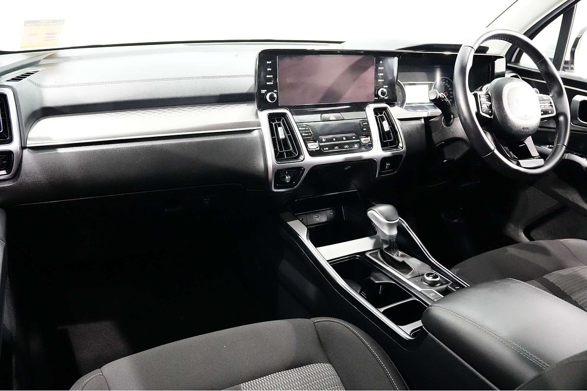 2022 Kia Sorento Sport MQ4