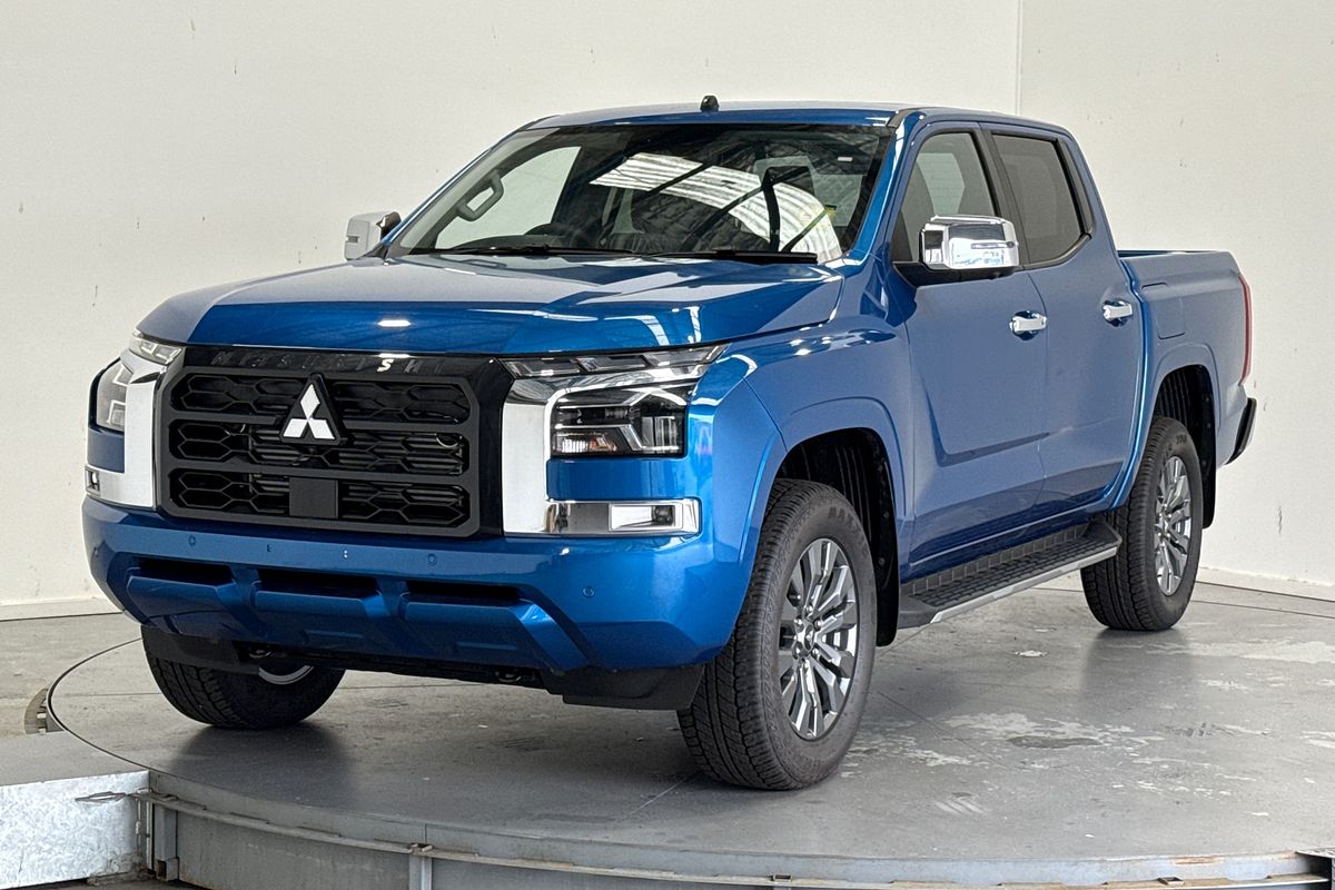 2025 Mitsubishi Triton GLS MV 4X4