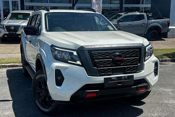 2025 Nissan Navara PRO-4X D23 4X4