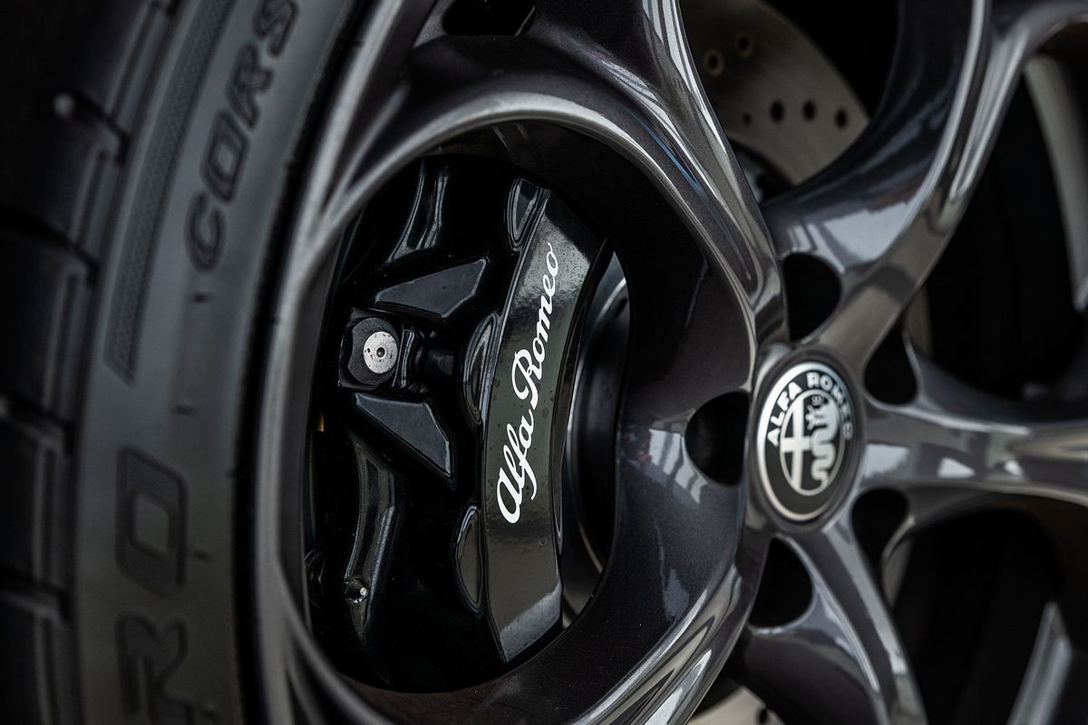 2025 Alfa Romeo Giulia Quadrifoglio Super Sport Series 5