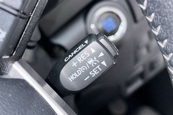 2021 Toyota Fortuner GXL GUN156R thumb-16