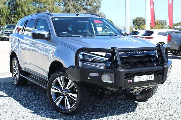 2023 Isuzu MU-X LS-T