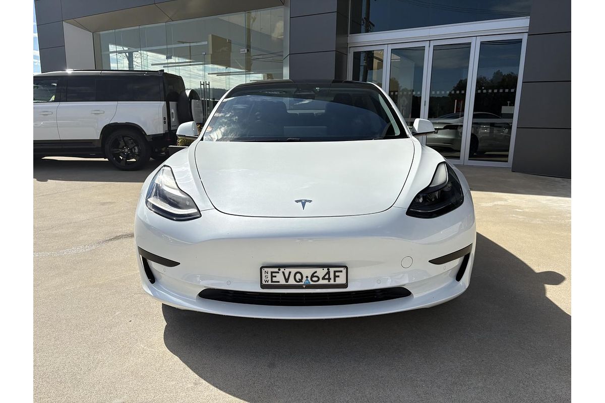 2022 Tesla Model 3 Rear-Wheel Drive