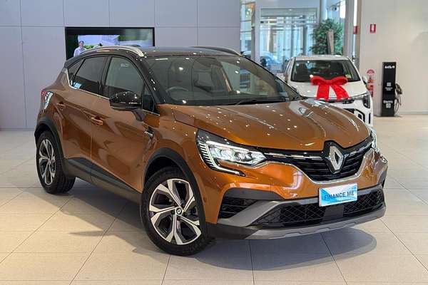 2022 Renault Captur R.S. Line XJB