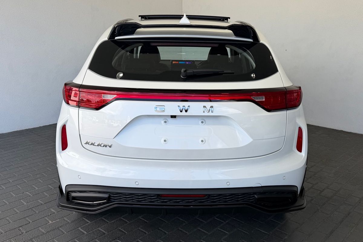 SOLD 2025 GWM Haval Jolion Ultra in Hamilton White (9C01) | New SUV ...