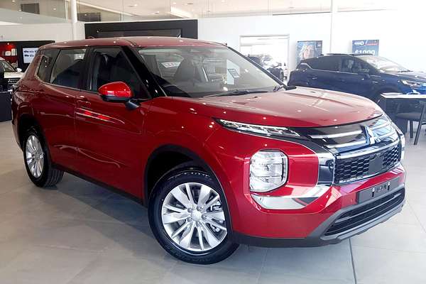 2025 Mitsubishi Outlander ES ZM