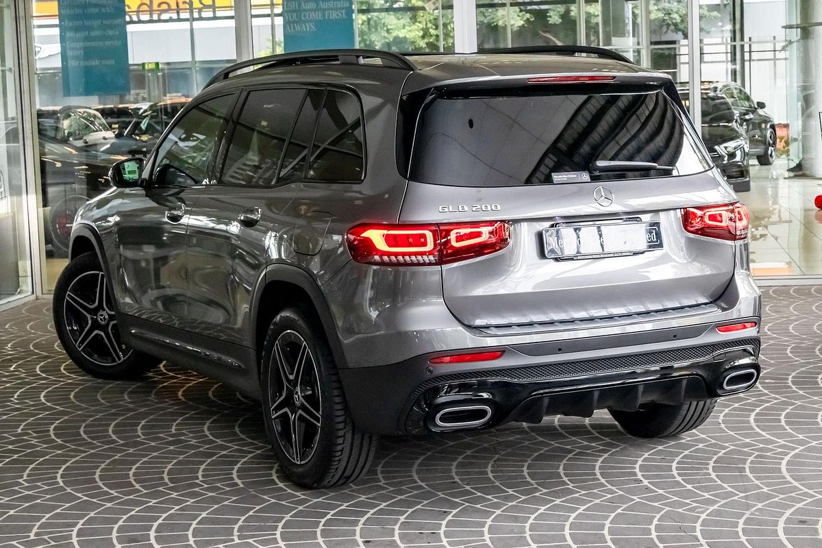 X247 801+051MY GLB200 WAG DUAL 7sp 1.3T