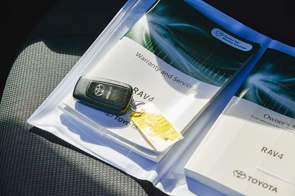 2024 Toyota RAV4 GX AXAH52R thumb-21