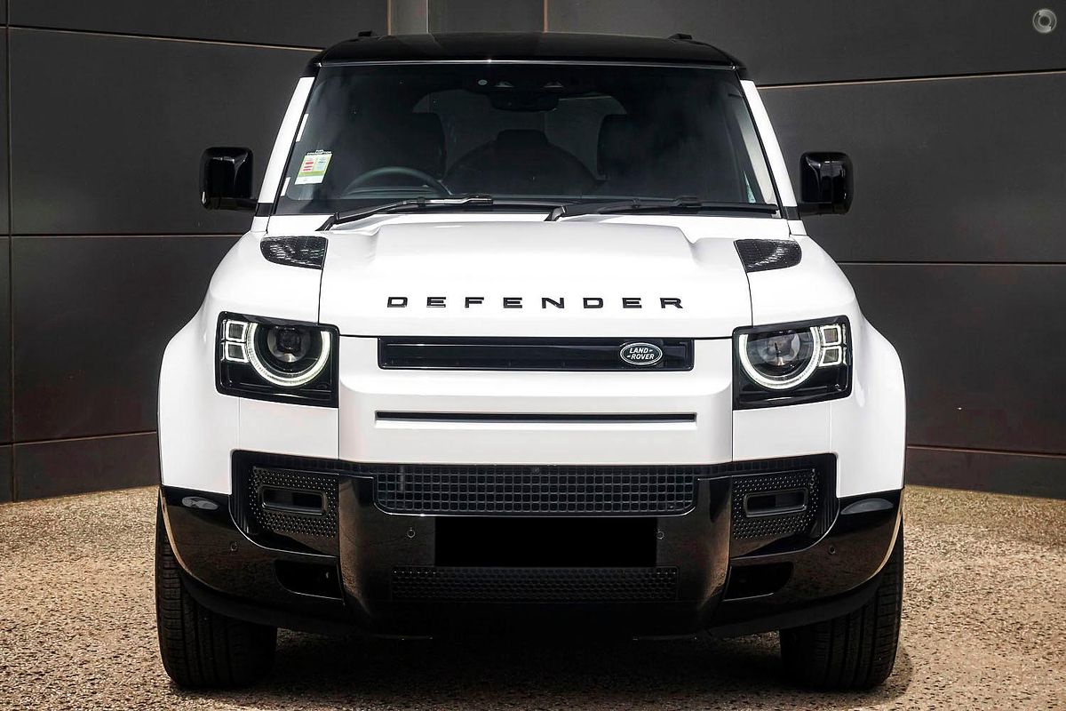 2025 Land Rover Defender 110 D350 X-Dynamic SE L663