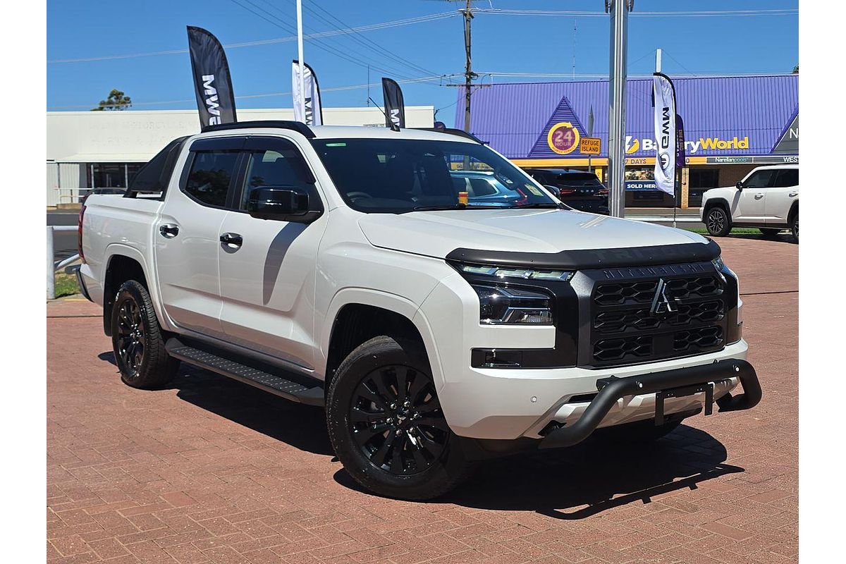 2025 Mitsubishi Triton GSR MV 4X4