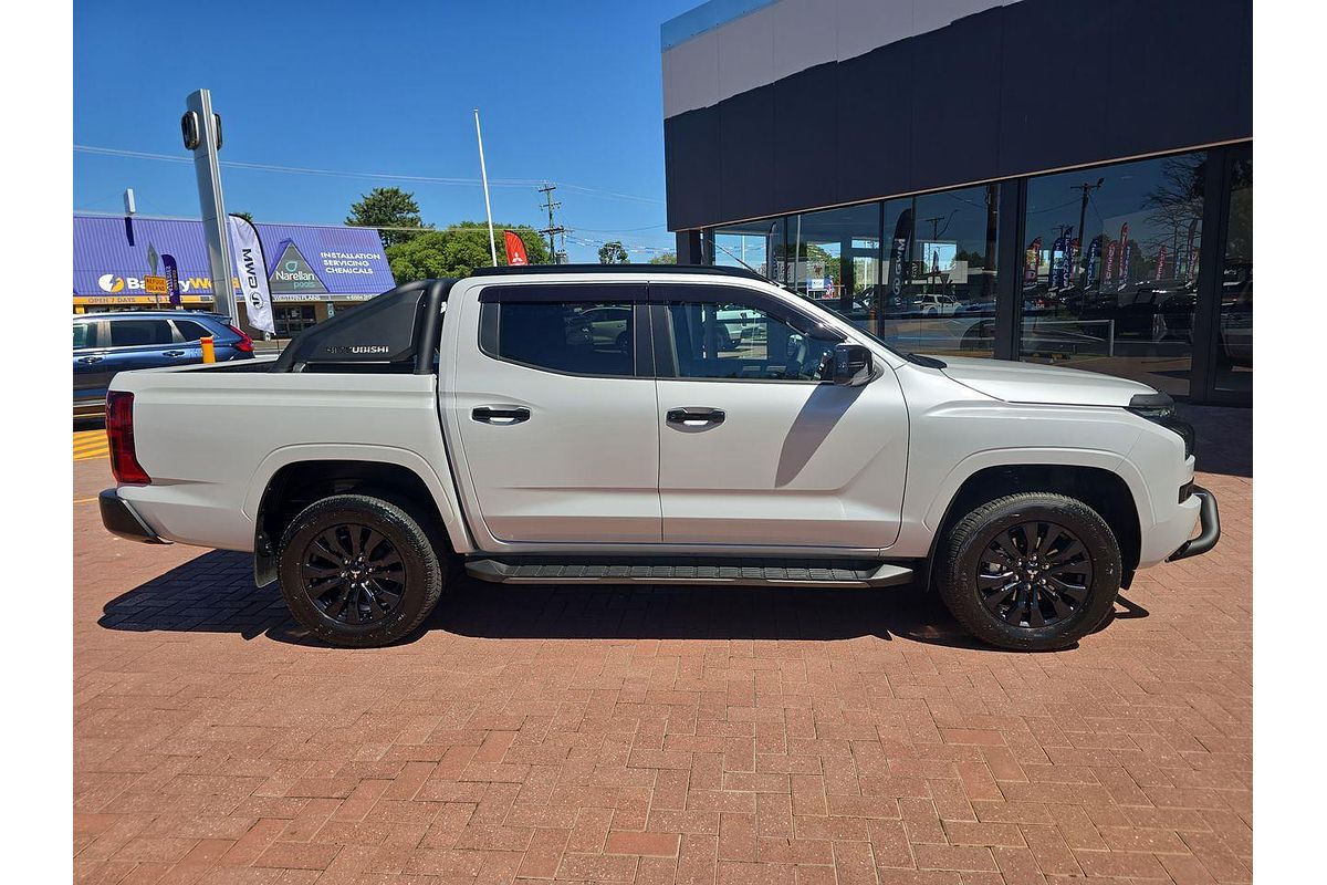 2025 Mitsubishi Triton GSR MV 4X4