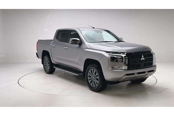 2025 Mitsubishi Triton GLS MV 4X4 thumb-23