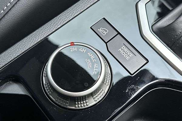 2025 Mitsubishi Triton GLS MV 4X4 thumb-14