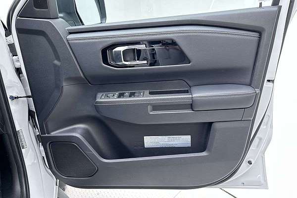 2025 Mitsubishi Triton GLS MV 4X4 thumb-18