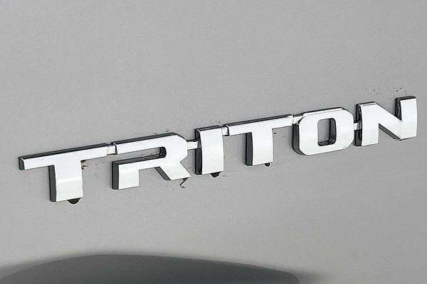 2025 Mitsubishi Triton GLS MV 4X4 thumb-21