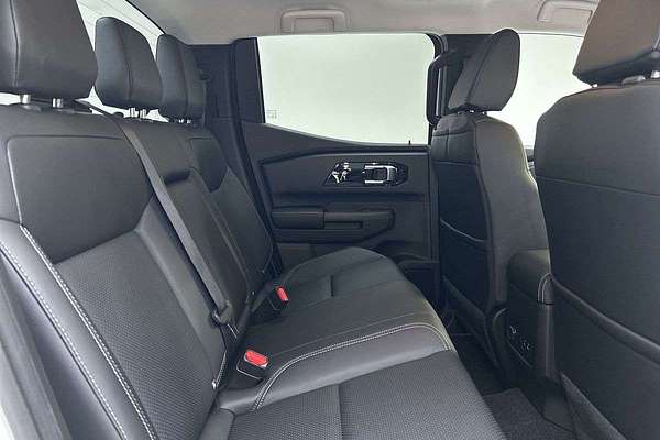 2025 Mitsubishi Triton GLS MV 4X4 thumb-11