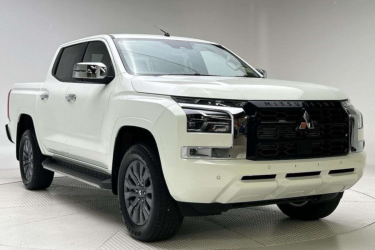 2025 Mitsubishi Triton GLS MV 4X4