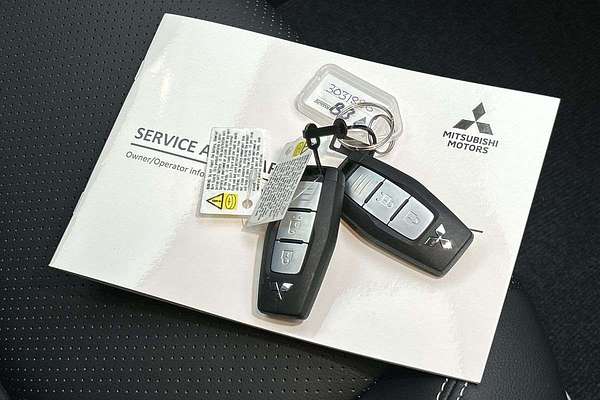 2025 Mitsubishi Triton GLS MV 4X4 thumb-22