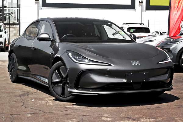 2025 MG IM5 Premium P12L