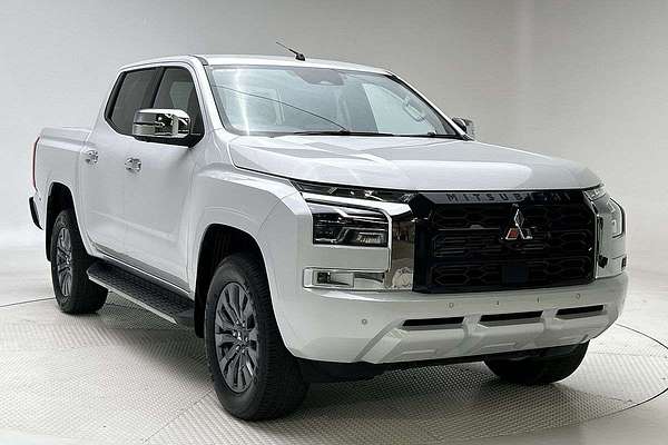 2025 Mitsubishi Triton GLS MV 4X4 thumb-0