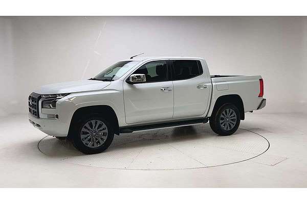 2025 Mitsubishi Triton GLS MV 4X4 thumb-3